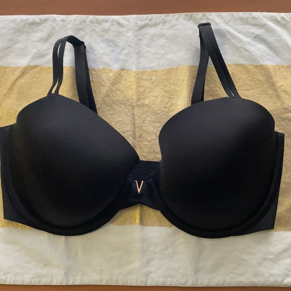 VICTORIAS SECRET Very Sexy Demi Bra